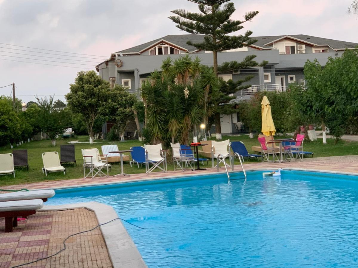 Villa Pap Preveza Luaran gambar