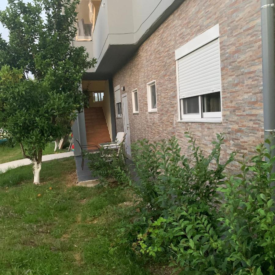Villa Pap Preveza Luaran gambar