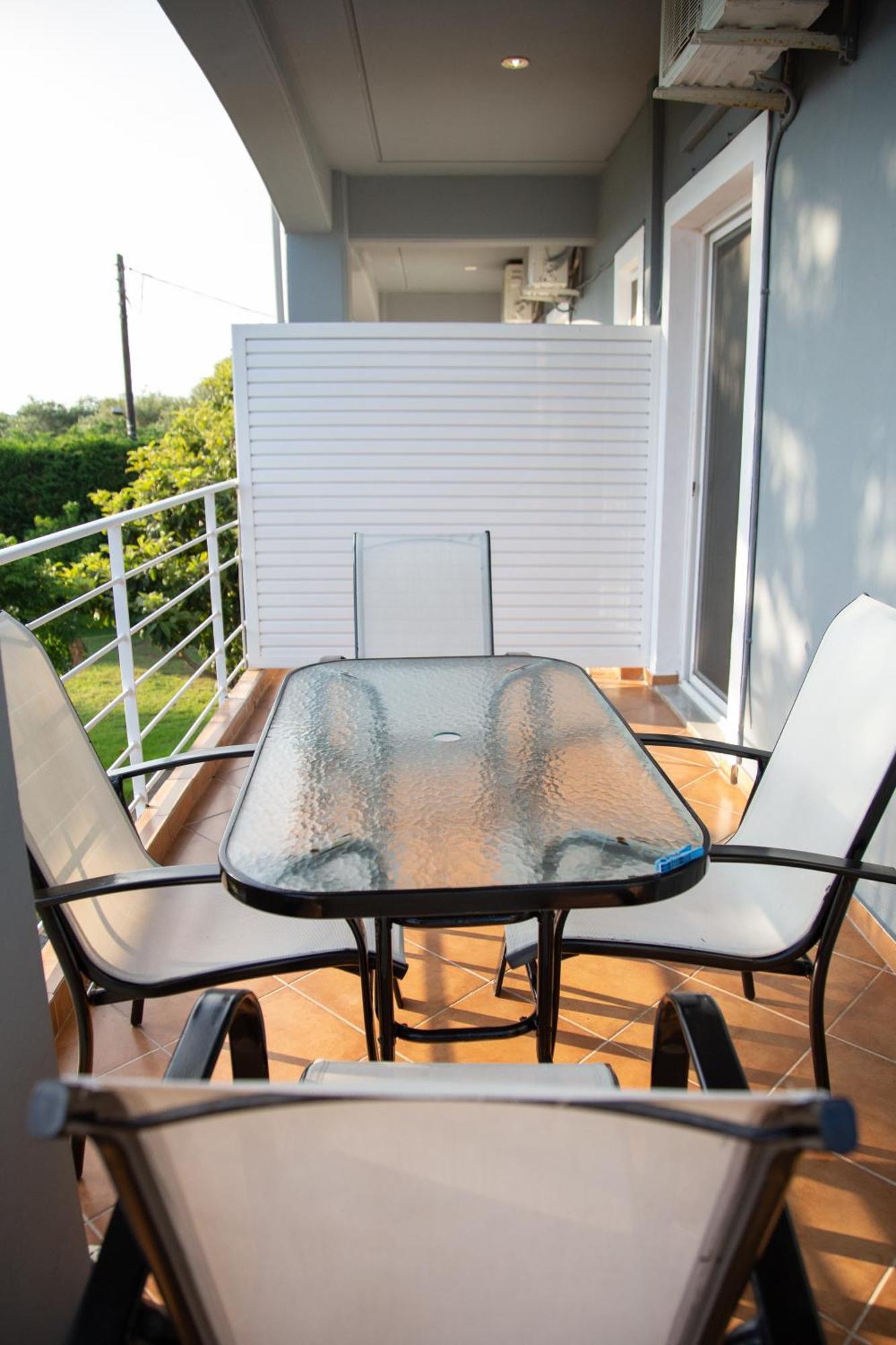 Villa Pap Preveza Luaran gambar