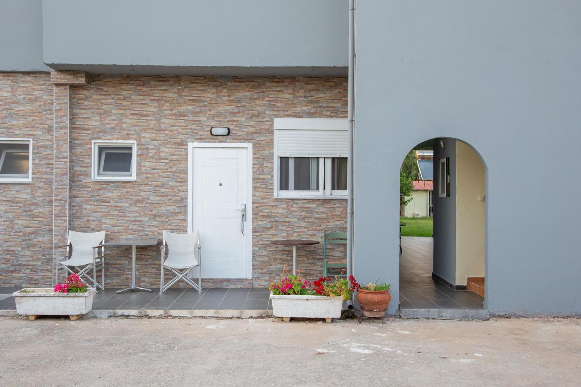 Villa Pap Preveza Luaran gambar